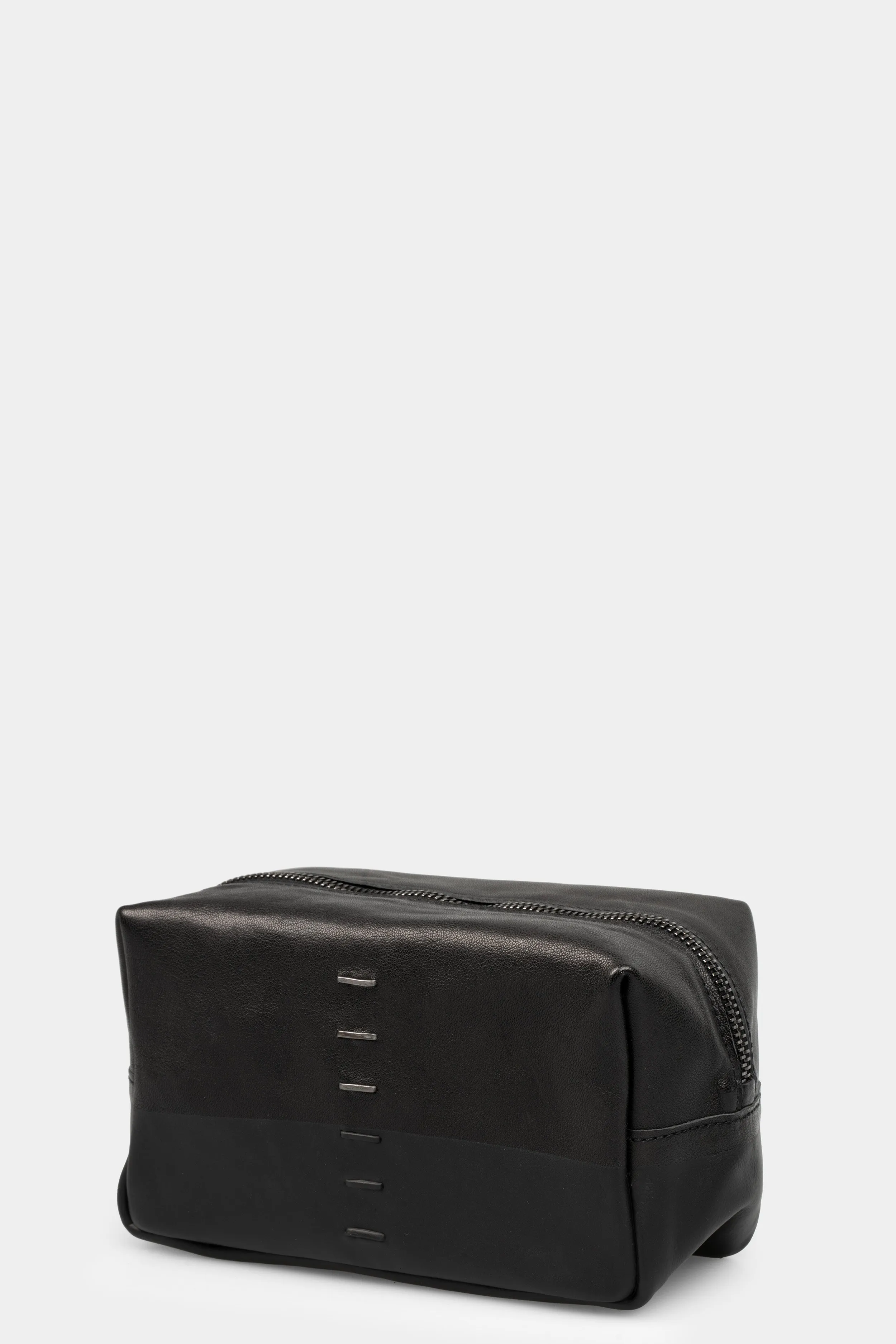 Silver staples leather toilet bag